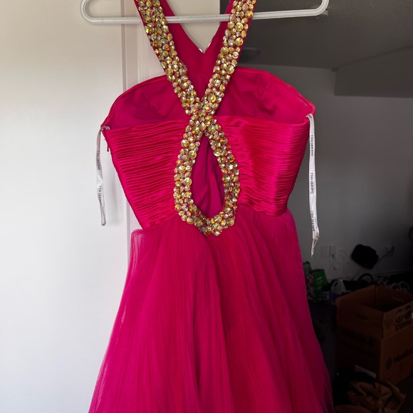 Sherri Hill Prom Dress - Picture 4 of 5